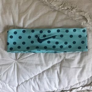 NWOT Nike Headband